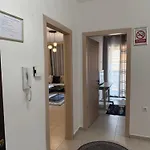 Marinela 2 * טיראנה